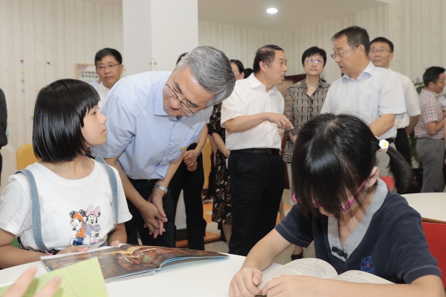 全国人大常委会执法检查组莅临球盟会幸福院调研